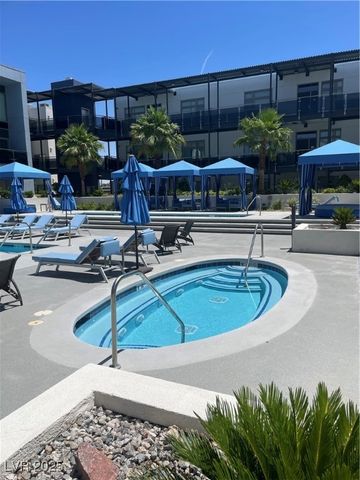 8925 West Flamingo Road 105, Las Vegas, NV 89147