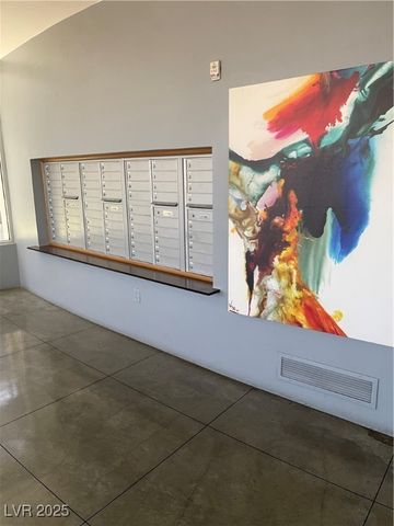 8925 West Flamingo Road 105, Las Vegas, NV 89147