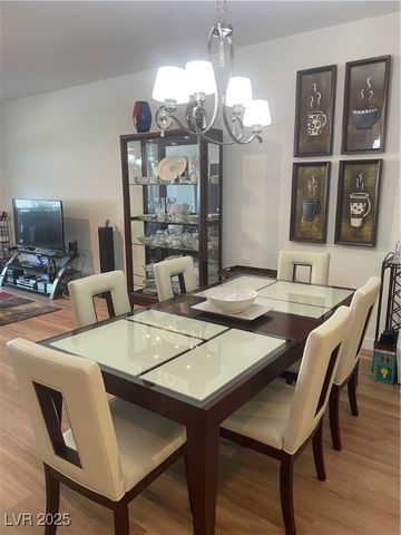 8925 West Flamingo Road 105, Las Vegas, NV 89147