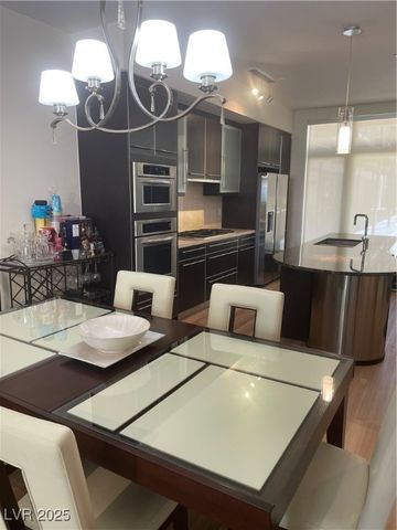 8925 West Flamingo Road 105, Las Vegas, NV 89147