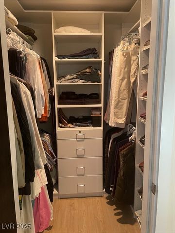 8925 West Flamingo Road 105, Las Vegas, NV 89147