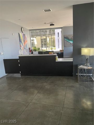 8925 West Flamingo Road 105, Las Vegas, NV 89147