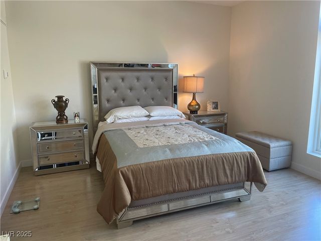 8925 West Flamingo Road 105, Las Vegas, NV 89147