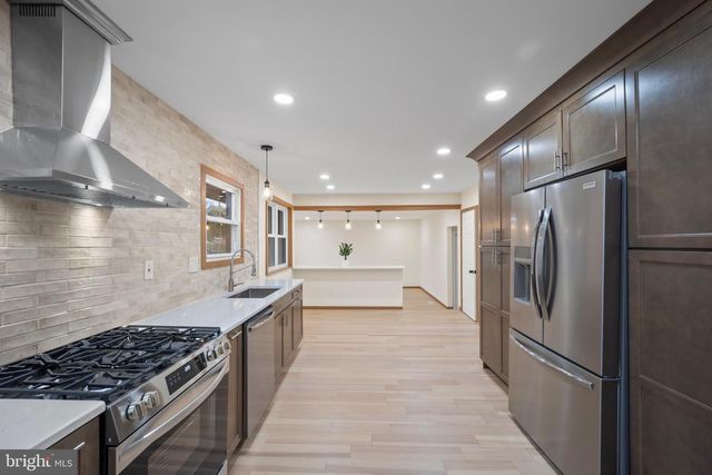 507 HOOD BLVD, Fairless Hills, PA 19030