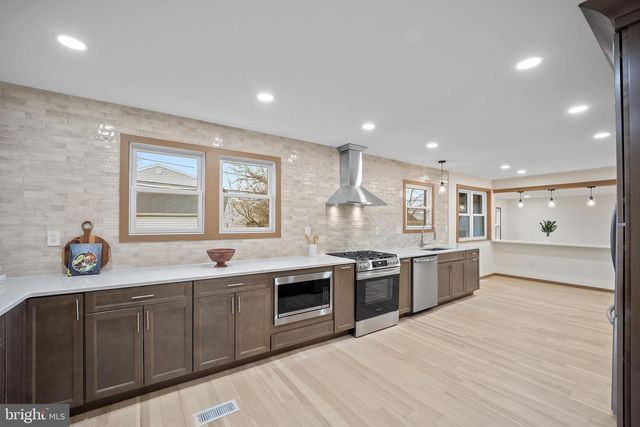 507 HOOD BLVD, Fairless Hills, PA 19030