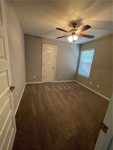 4405 SW Eggersway Place, Bentonville, AR 72712