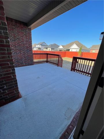 4405 SW Eggersway Place, Bentonville, AR 72712