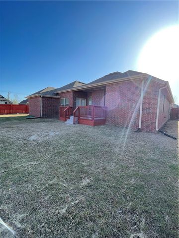 4405 SW Eggersway Place, Bentonville, AR 72712