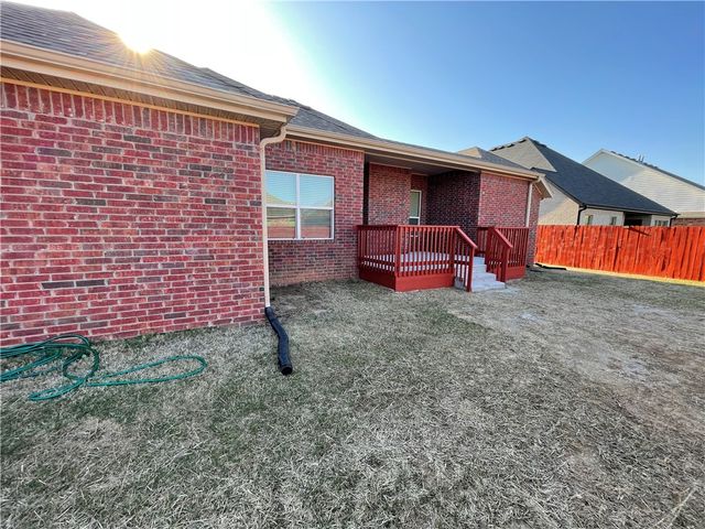 4405 SW Eggersway Place, Bentonville, AR 72712