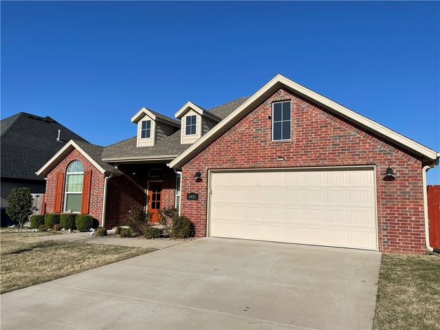 4405 SW Eggersway Place, Bentonville, AR 72712