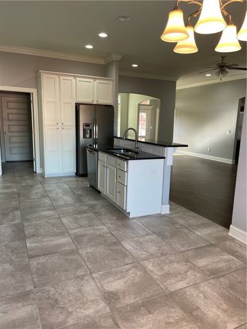 4405 SW Eggersway Place, Bentonville, AR 72712