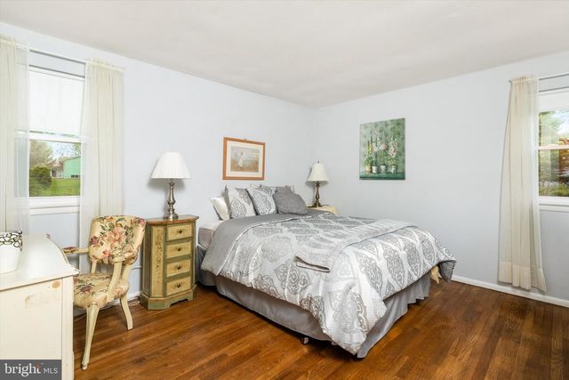 454 DUTCH NECK RD, East Windsor, NJ 08520