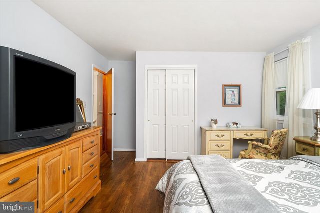 454 DUTCH NECK RD, East Windsor, NJ 08520