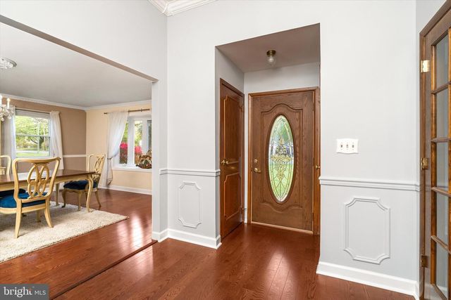 454 DUTCH NECK RD, East Windsor, NJ 08520