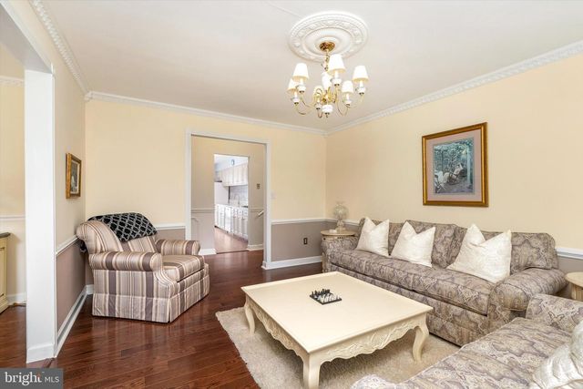 454 DUTCH NECK RD, East Windsor, NJ 08520