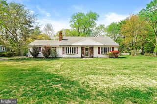 454 DUTCH NECK RD, East Windsor, NJ 08520