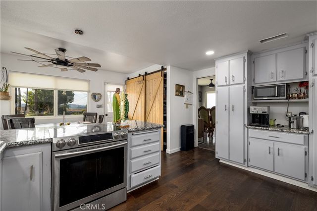 44702 Adobe Drive, Hemet, CA 92544