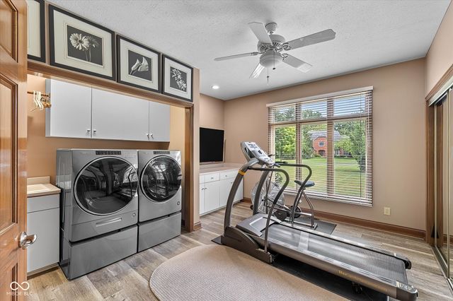 9020 Shetland Lane, Indianapolis, IN 46278