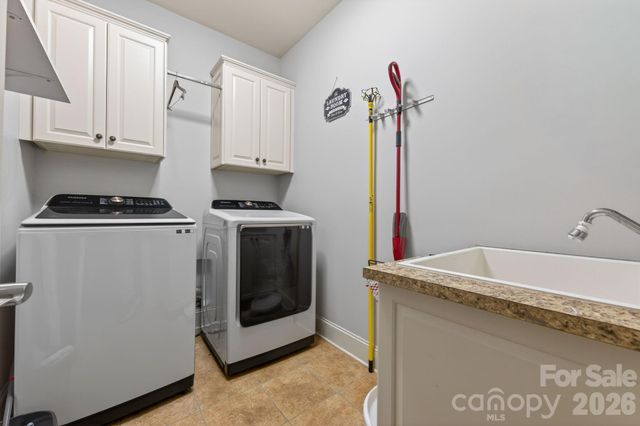 3138 rappahannock Court 16, Matthews, NC 28104