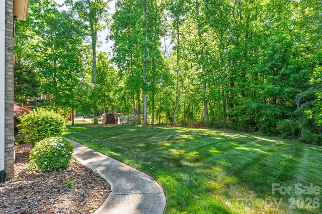 3138 rappahannock Court 16, Matthews, NC 28104
