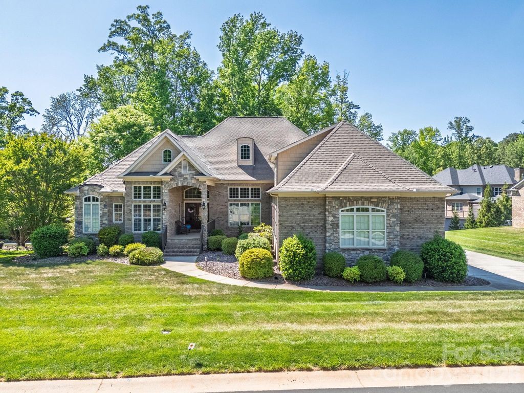 3138 rappahannock Court 16, Matthews, NC 28104