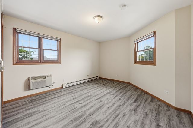 330 Leah Lane 3B, Woodstock, IL 60098