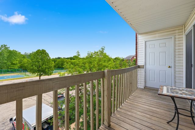 330 Leah Lane 3B, Woodstock, IL 60098