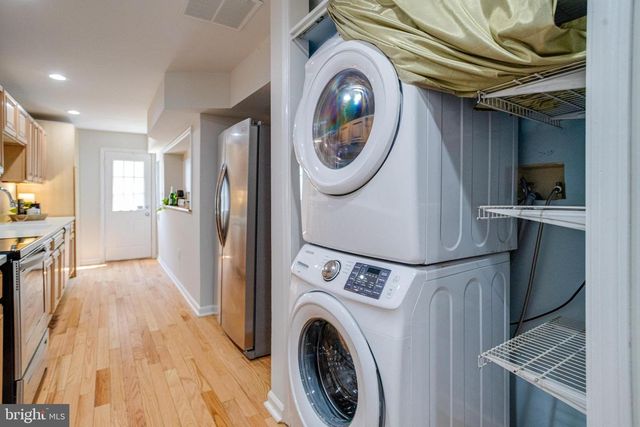 305 S COLLINGTON AVE, Baltimore, MD 21231