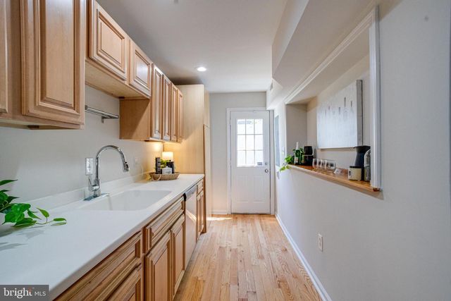 305 S COLLINGTON AVE, Baltimore, MD 21231