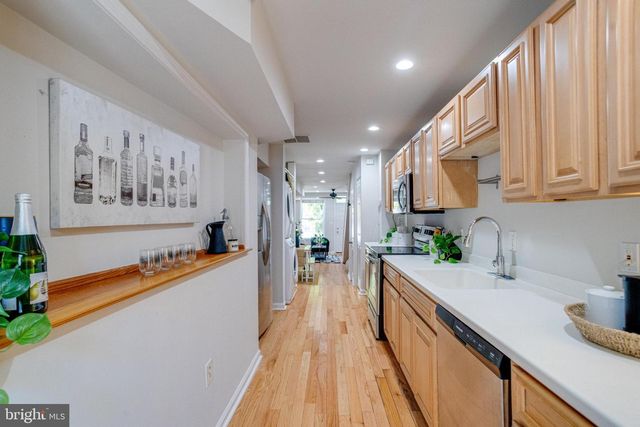 305 S COLLINGTON AVE, Baltimore, MD 21231