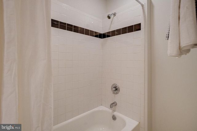 305 S COLLINGTON AVE, Baltimore, MD 21231