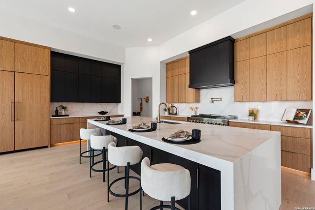 10627 kendall, San Antonio, TX 78255