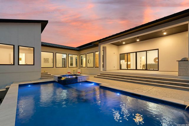 10627 kendall, San Antonio, TX 78255