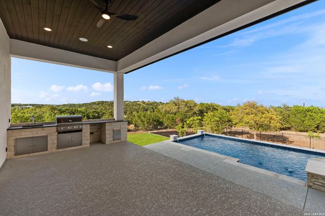 10627 kendall, San Antonio, TX 78255