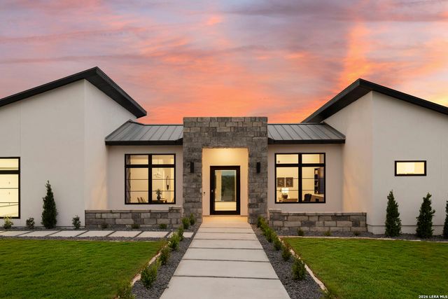 10627 kendall, San Antonio, TX 78255