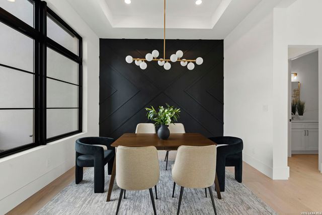 10627 kendall, San Antonio, TX 78255