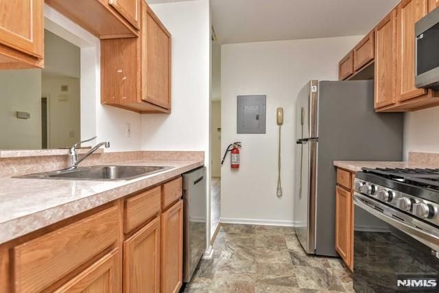 1132 Stafford Street 1132, Mahwah, NJ 07430