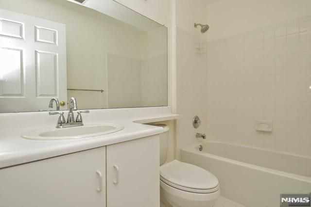 1132 Stafford Street 1132, Mahwah, NJ 07430