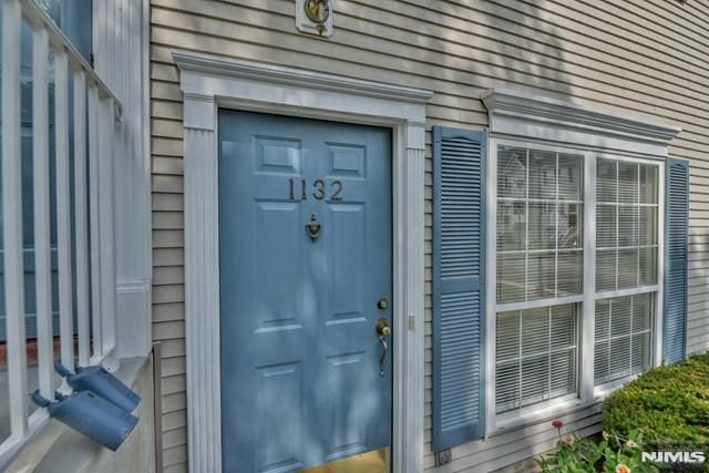 1132 Stafford Street 1132, Mahwah, NJ 07430