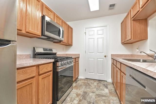 1132 Stafford Street 1132, Mahwah, NJ 07430