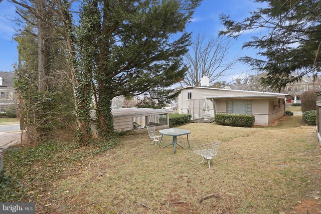 6104 KIRBY RD, Bethesda, MD 20817