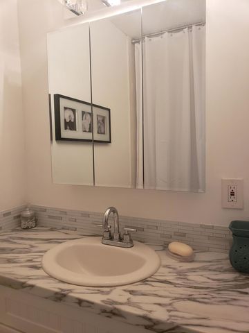 14313 N Flora Lane Efficiency A, Wellington, FL 33414