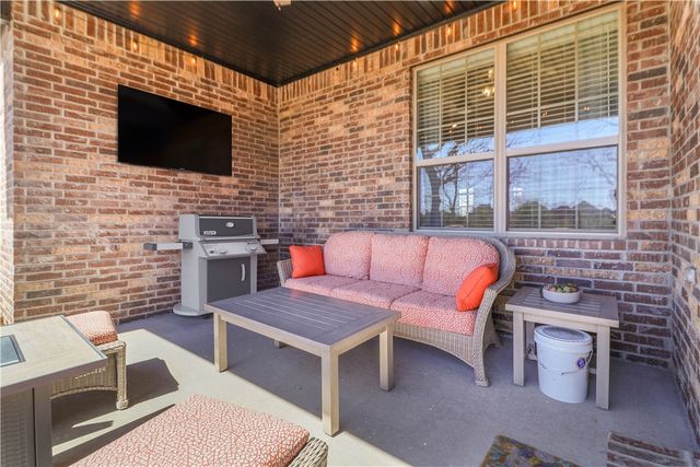 721 Harbison Street, Bentonville, AR 72713