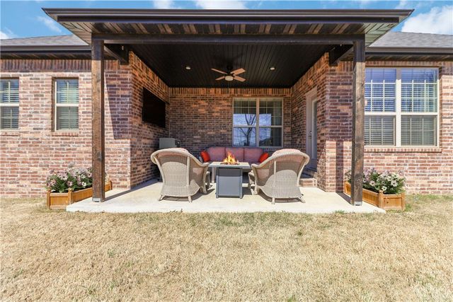 721 Harbison Street, Bentonville, AR 72713