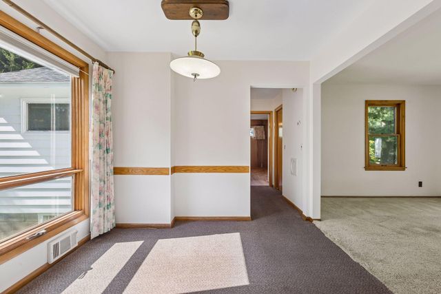 8080 Groveland Road, Mounds View, MN 55112