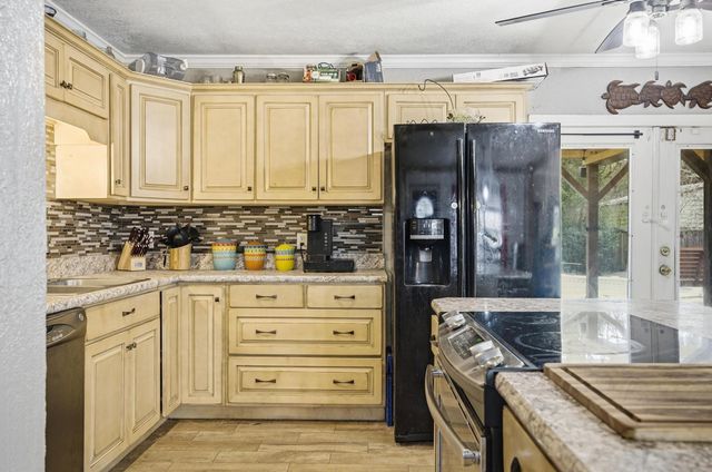 109 Jackson Cir, Palatka, FL 32177