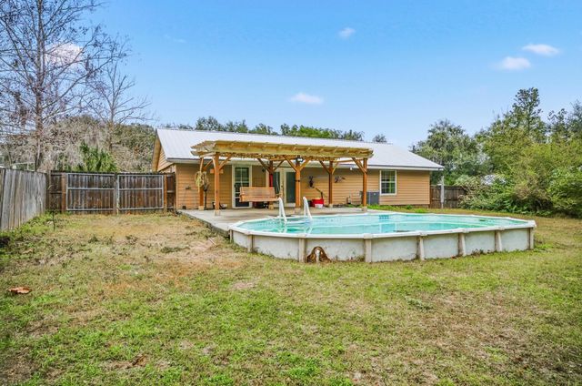 109 Jackson Cir, Palatka, FL 32177