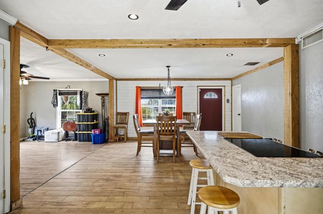 109 Jackson Cir, Palatka, FL 32177