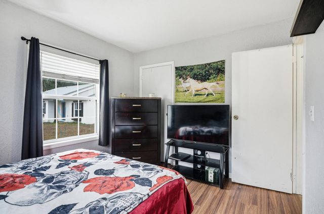 109 Jackson Cir, Palatka, FL 32177