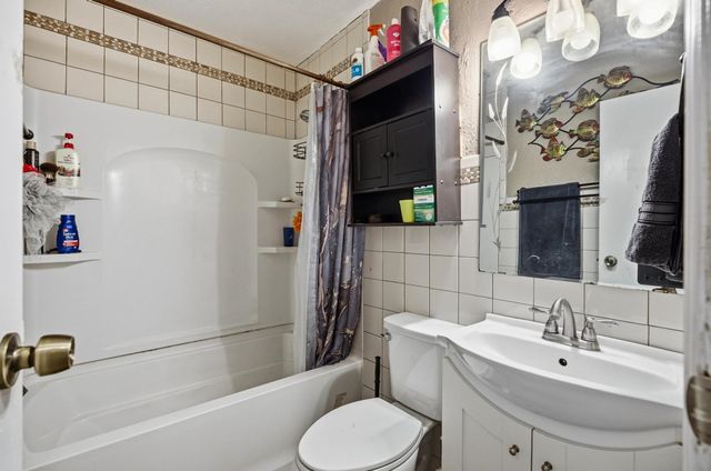 109 Jackson Cir, Palatka, FL 32177